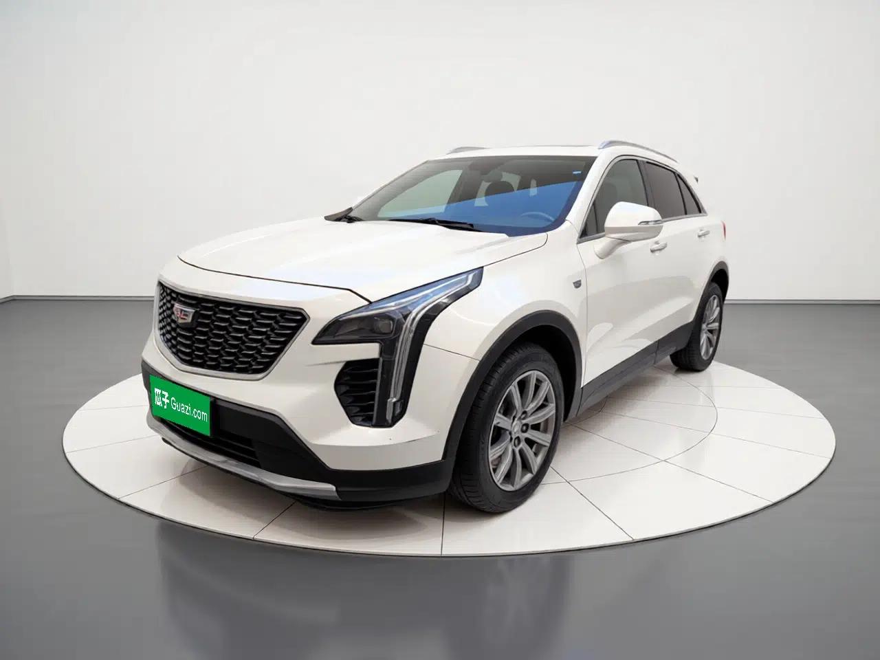 Used Cadillac XT4 2018 28T Two-Wheel Drive Leading Version — миниатюра 1