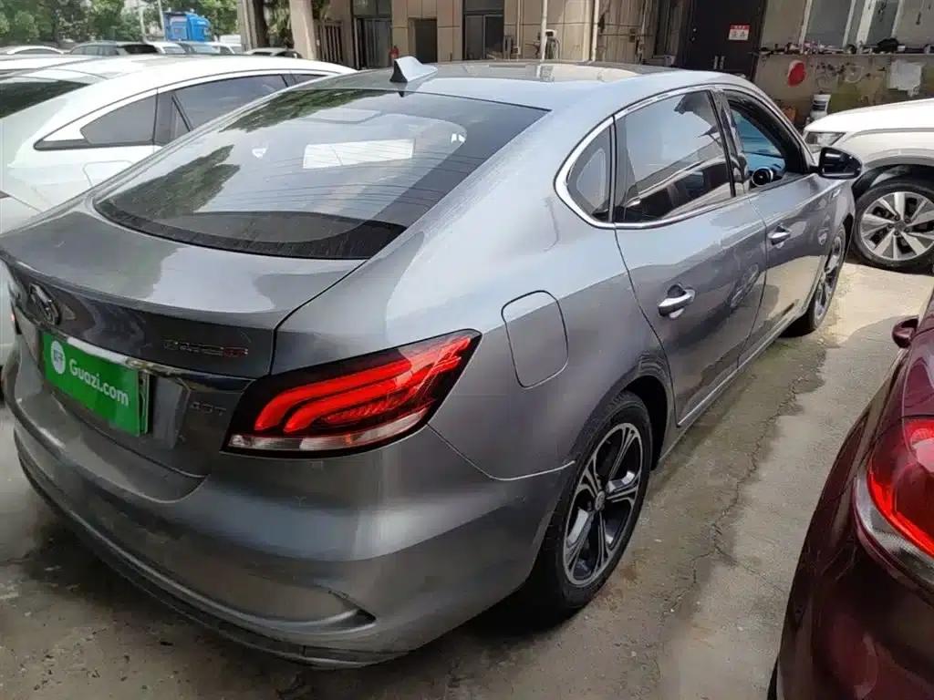 MG6 PHEV 2018 45T E-DRIVE Intelligent Hybrid Premium Internet Edition — миниатюра 7