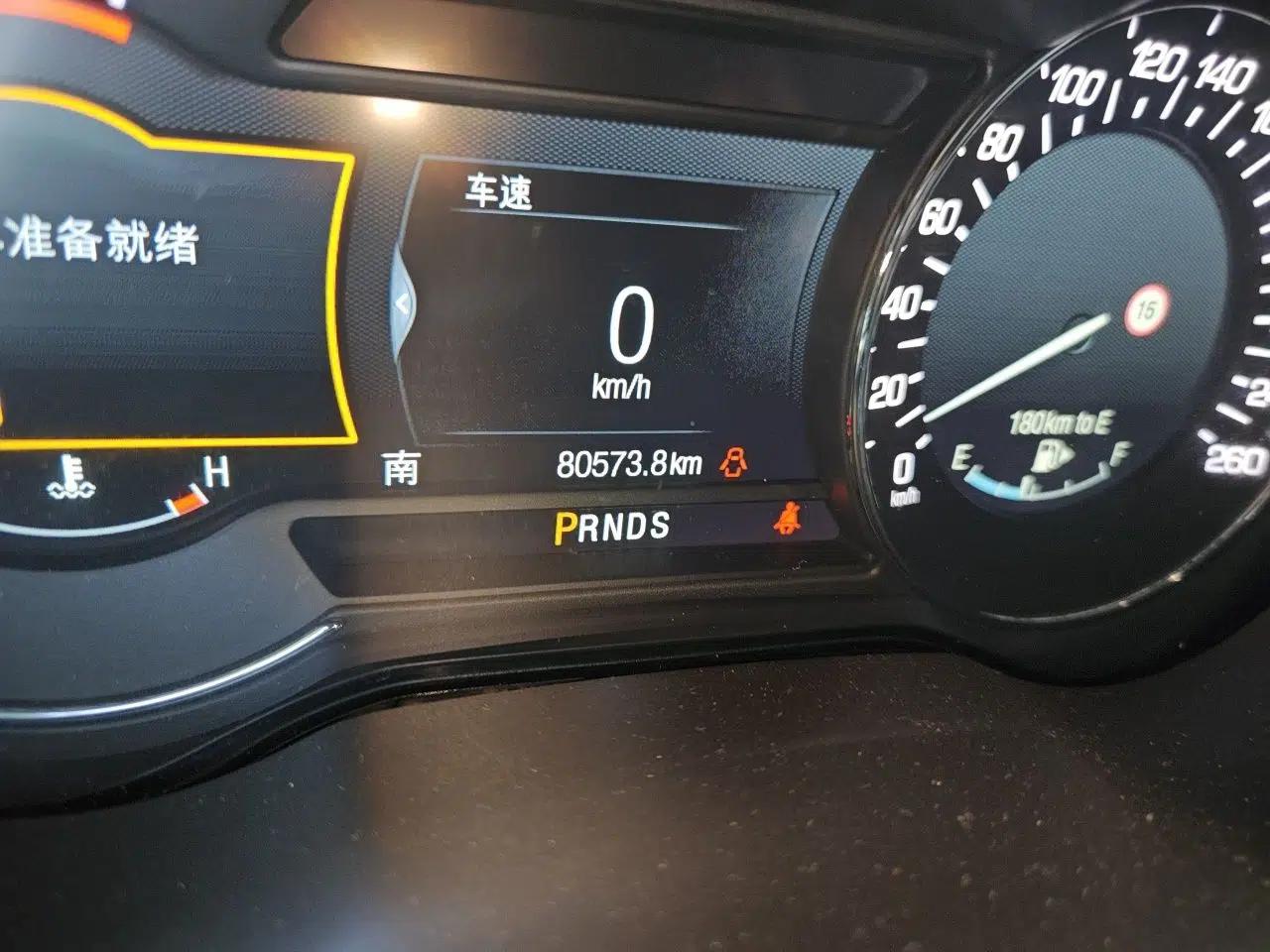 Used Lincoln MKC 2017 2.0T Two-Wheel Drive Deluxe Edition — миниатюра 11
