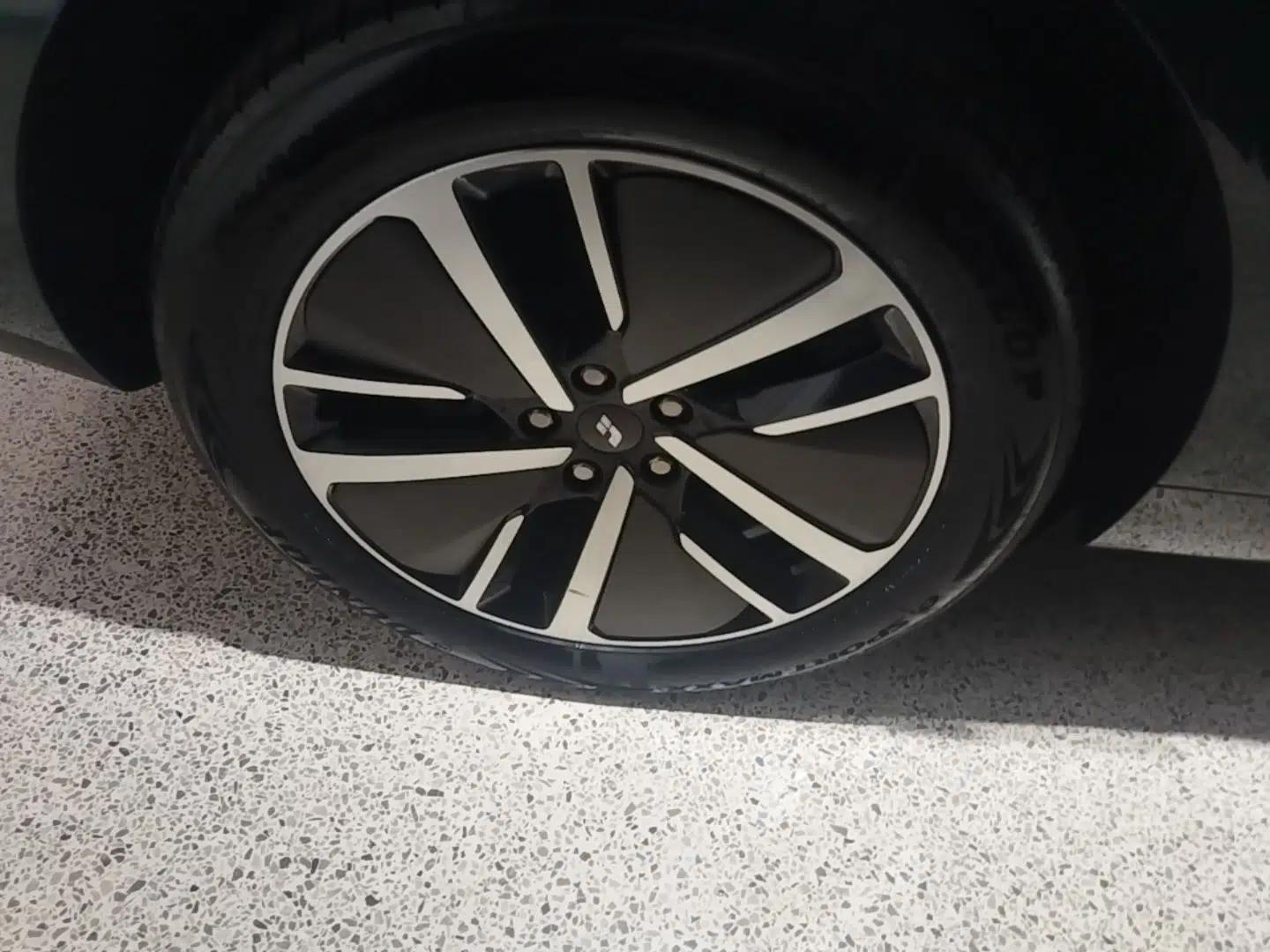 Used Li Auto L6 2024 Pro Model — миниатюра 11
