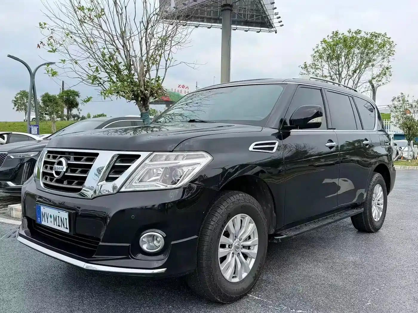 Nissan Patrol 2018 4.0L Leader Edition — миниатюра 1