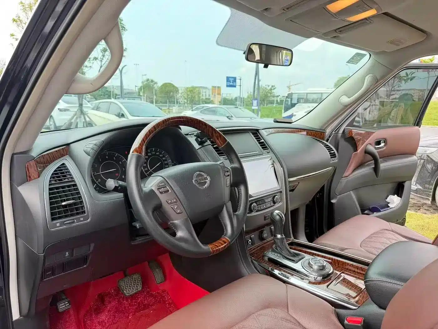Nissan Patrol 2018 4.0L Leader Edition — миниатюра 7