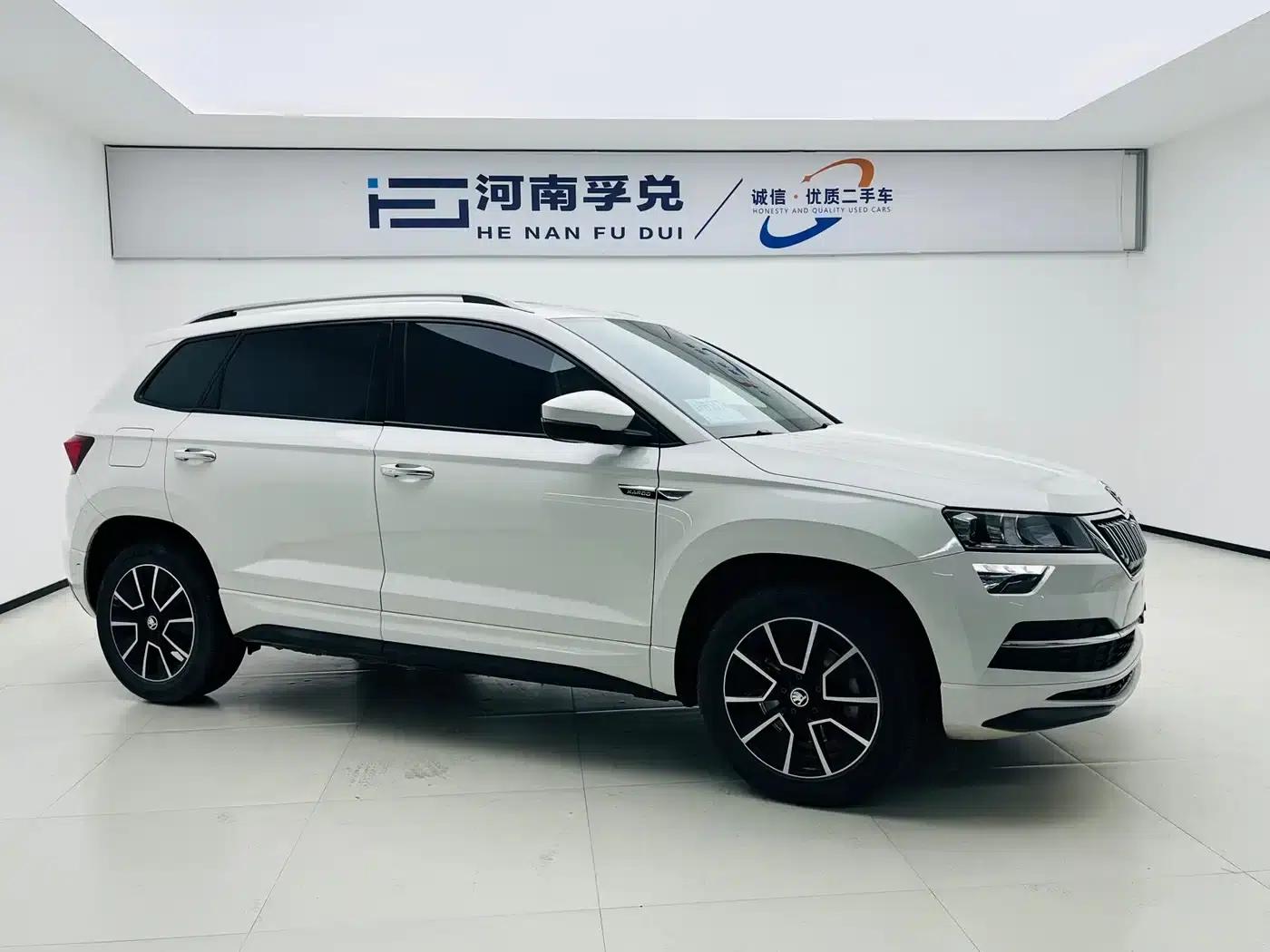 Karoq 2022 TSI280 Premium Edition — миниатюра 3