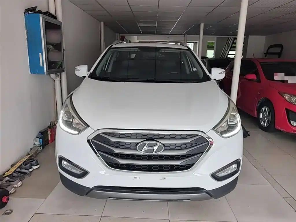 Beijing Hyundai ix35 2015 2.0L Automatic 2WD Smart Model (National IV Emission Standard) — миниатюра 3