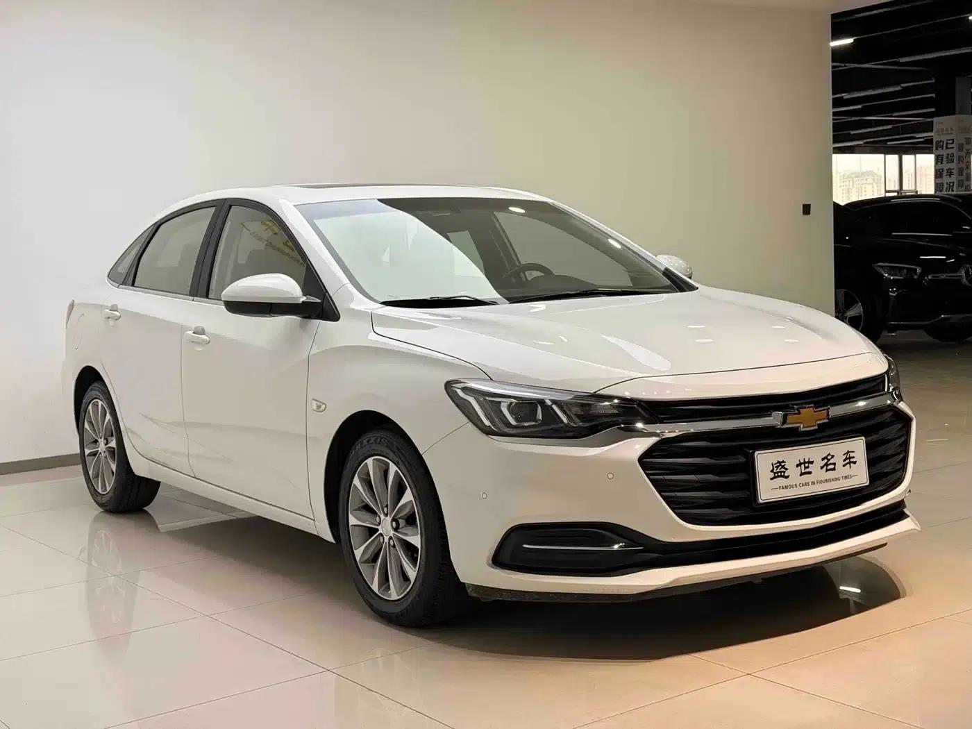 Chevrolet Cruze 2022 320 Automatic Enjoy Sunroof Edition — миниатюра 3