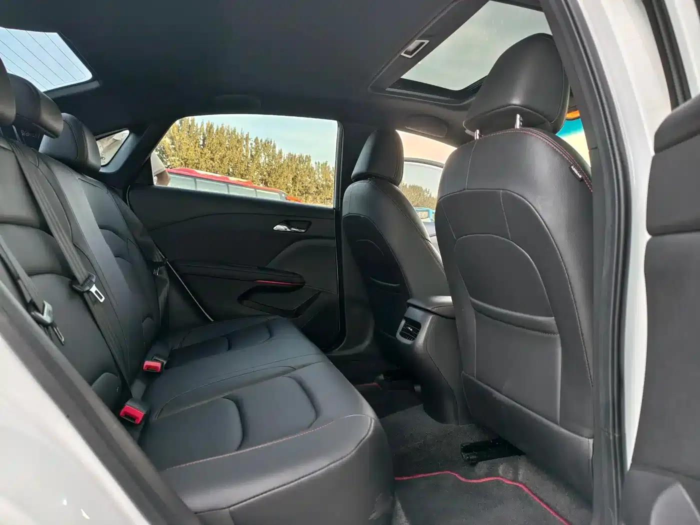 Chevrolet Cruze 2022 Mild Hybrid RS 330T Automatic Comfort Edition — миниатюра 9