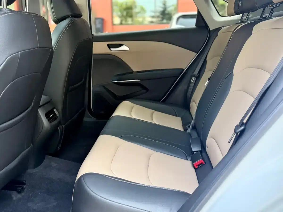 Chevrolet Cruze 2022 320 Automatic Enjoy Sunroof Edition — миниатюра 11