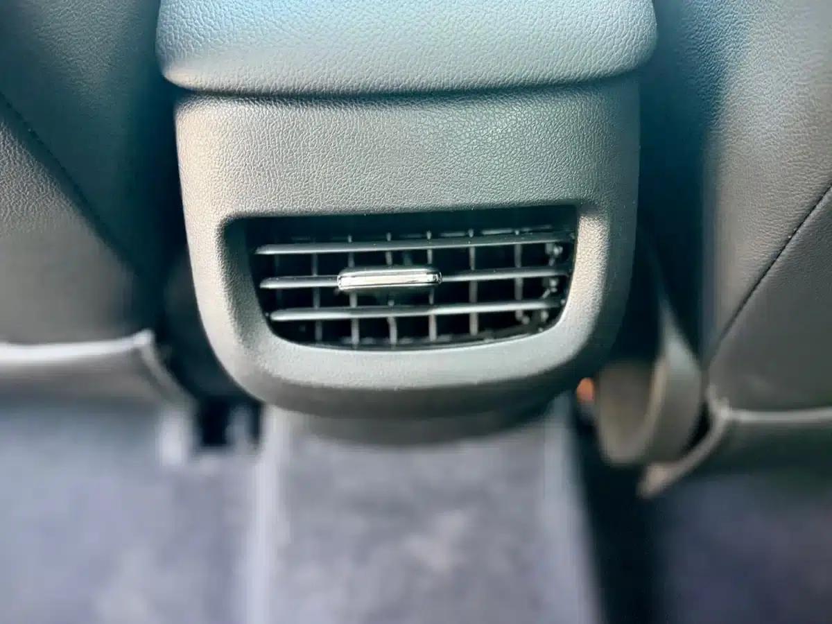 Chevrolet Cruze 2022 320 Automatic Enjoy Sunroof Edition — миниатюра 16