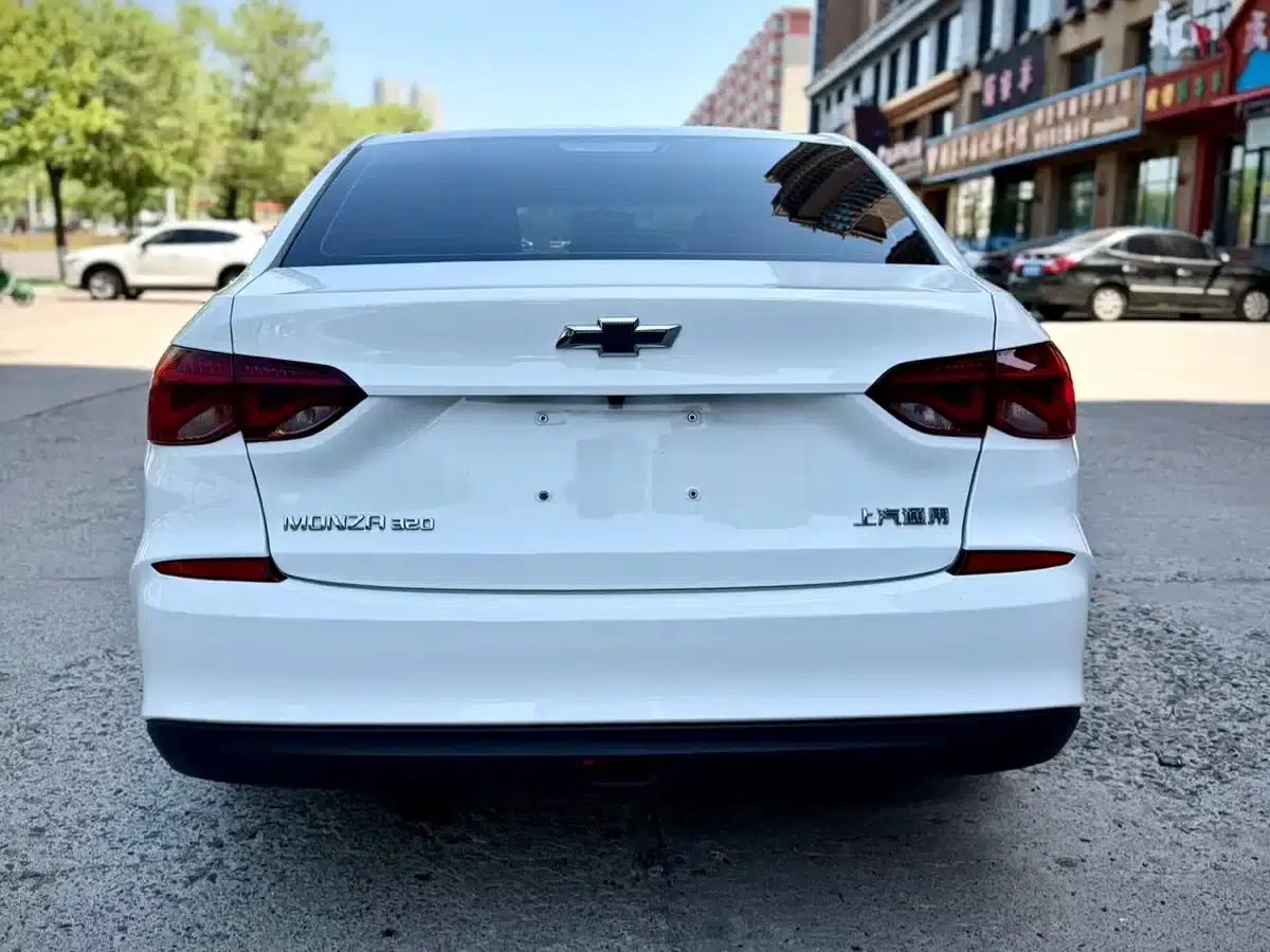 Chevrolet Cruze 2022 320 Automatic Enjoy Sunroof Edition — миниатюра 5
