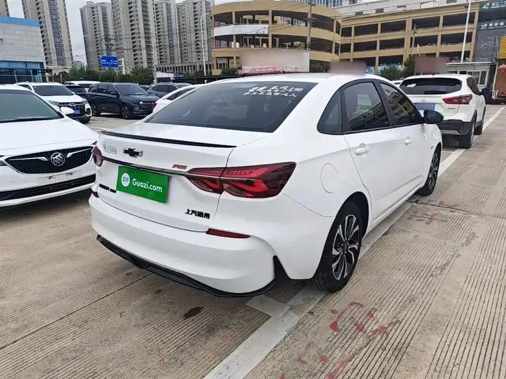 Chevrolet Cruze 2020 Mild Hybrid RS 330T Automatic Comfort Edition — миниатюра 7