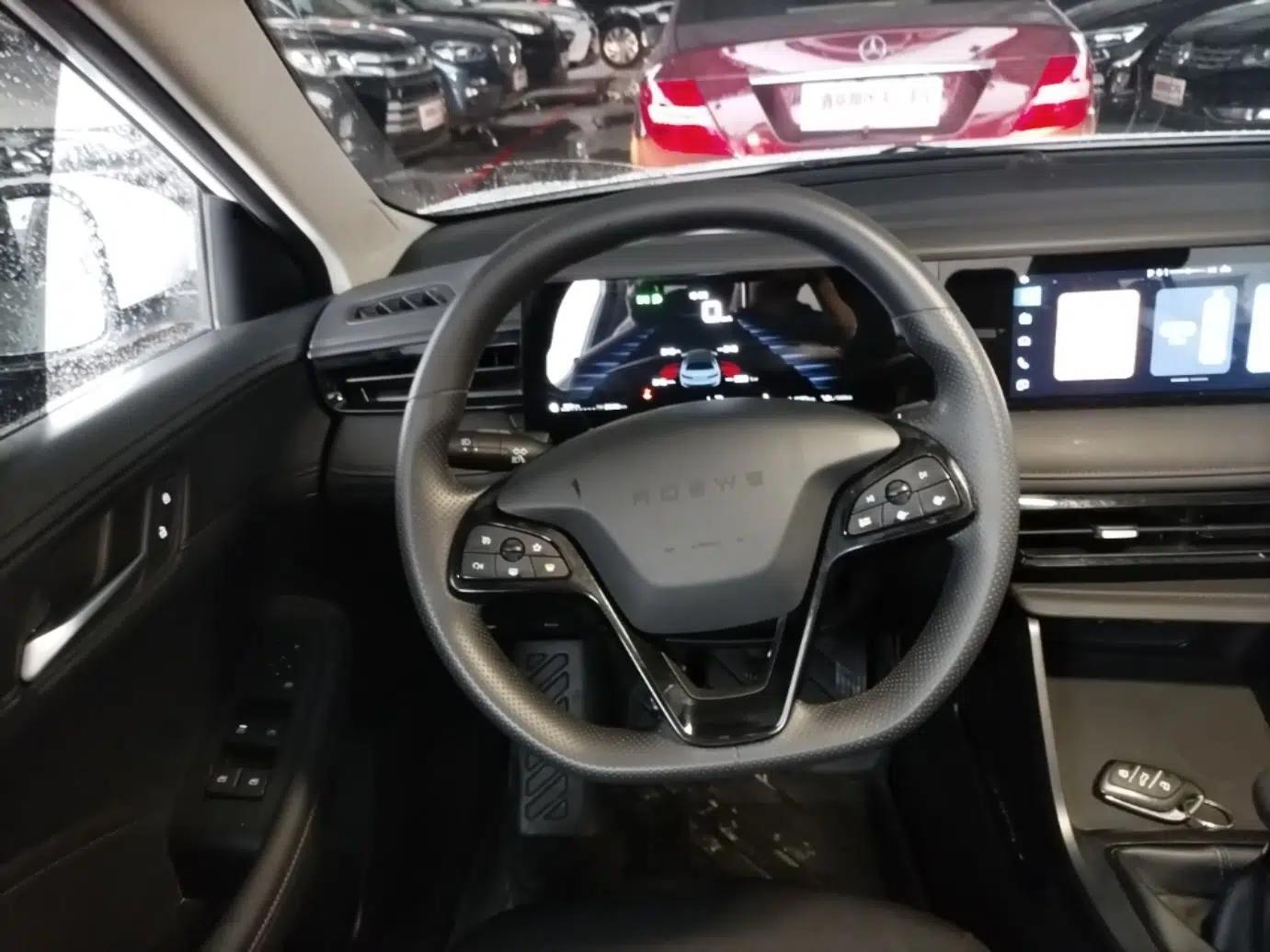 Used Roewe i5 2023 1.5L Manual Comfort Edition — миниатюра 13