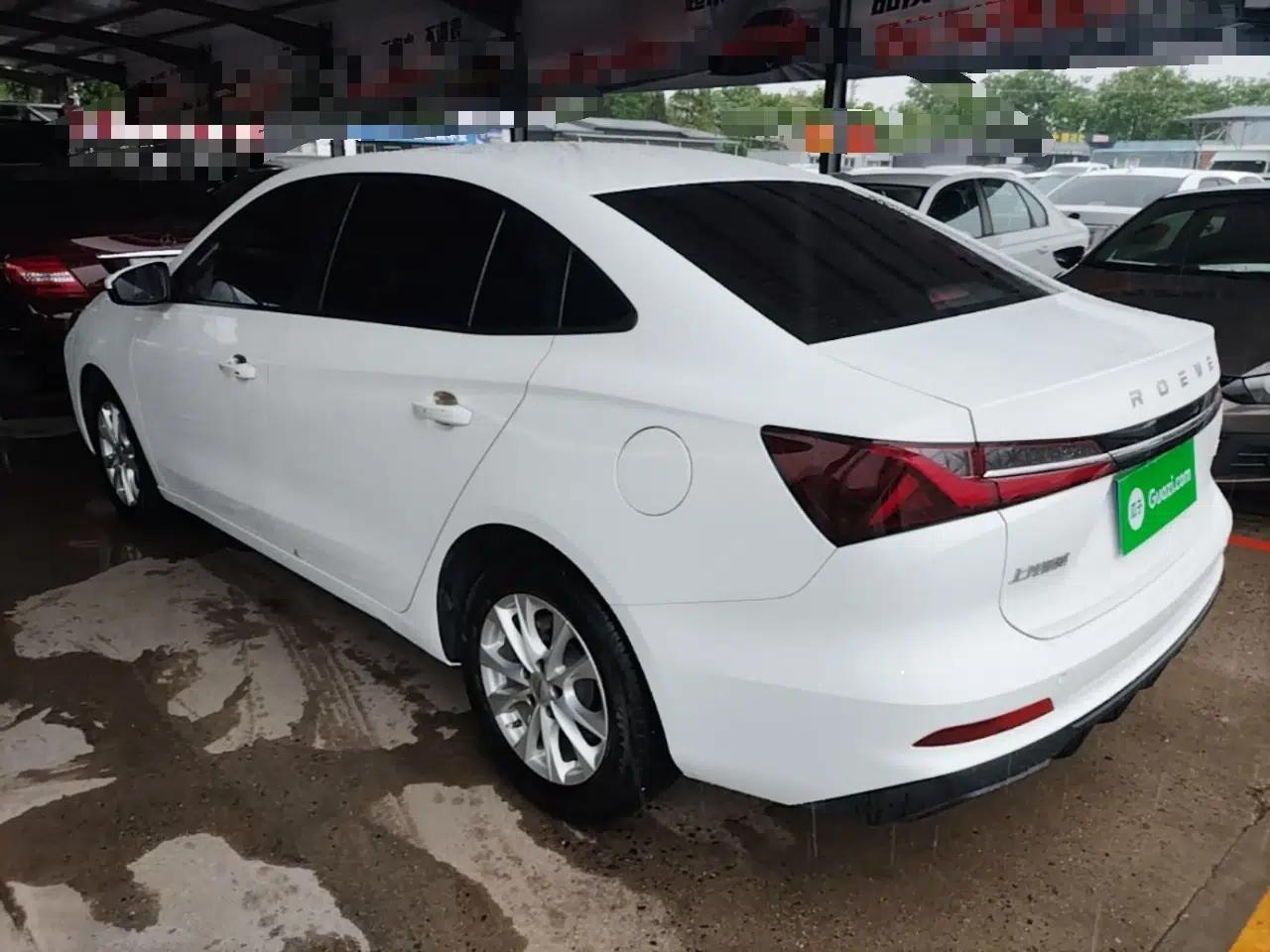 Used Roewe i5 2023 1.5L Manual Comfort Edition — миниатюра 4