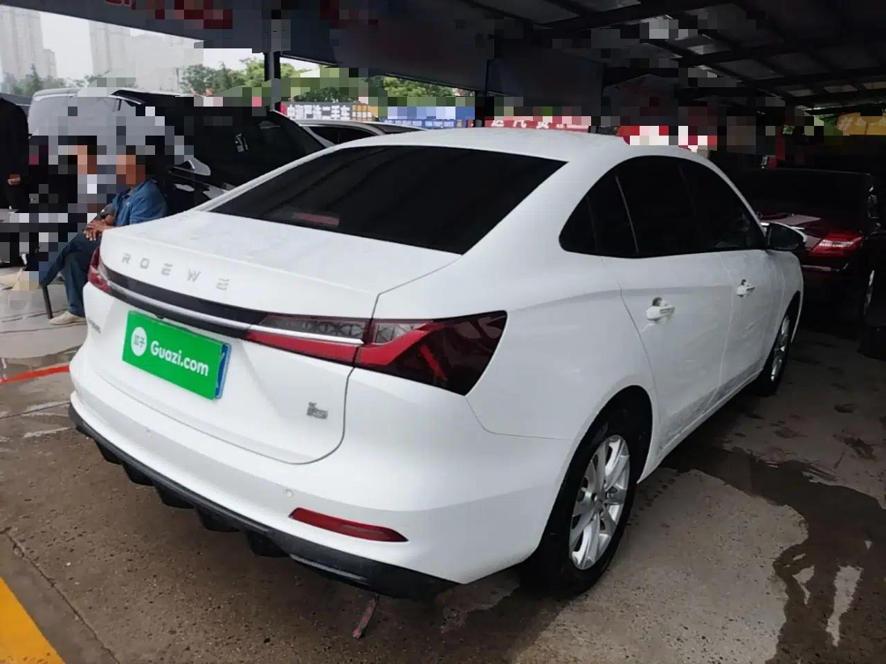Used Roewe i5 2023 1.5L Manual Comfort Edition — миниатюра 6