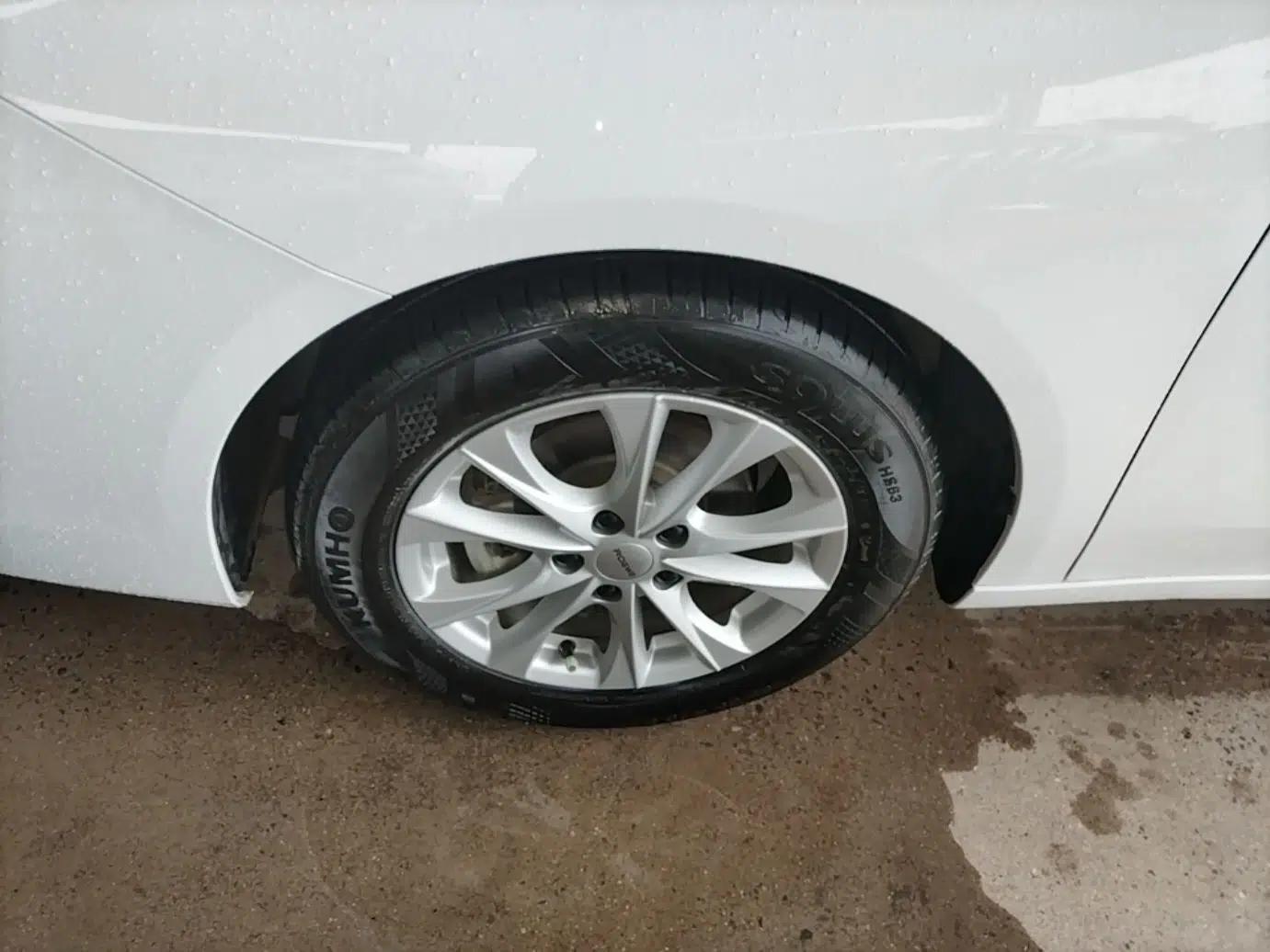Used Roewe i5 2023 1.5L Manual Comfort Edition — миниатюра 10