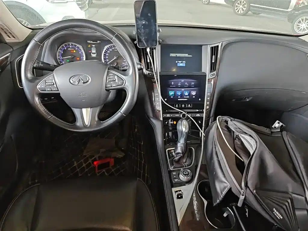 Infiniti Q50L 2015 2.0T Luxury Edition — миниатюра 10