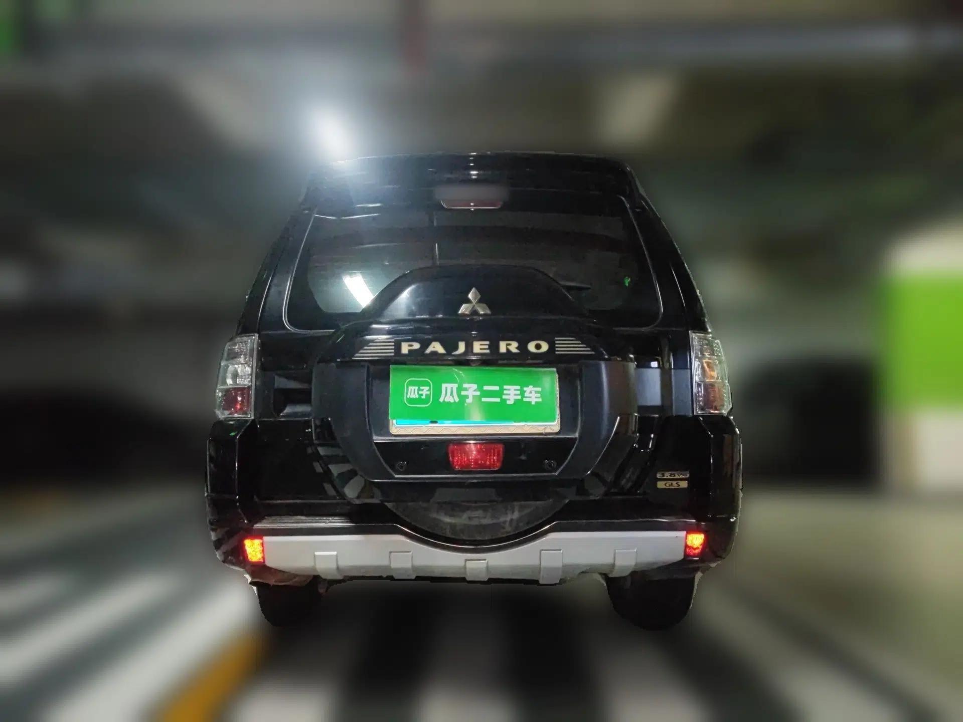 Used Mitsubishi Pajero  — миниатюра 5