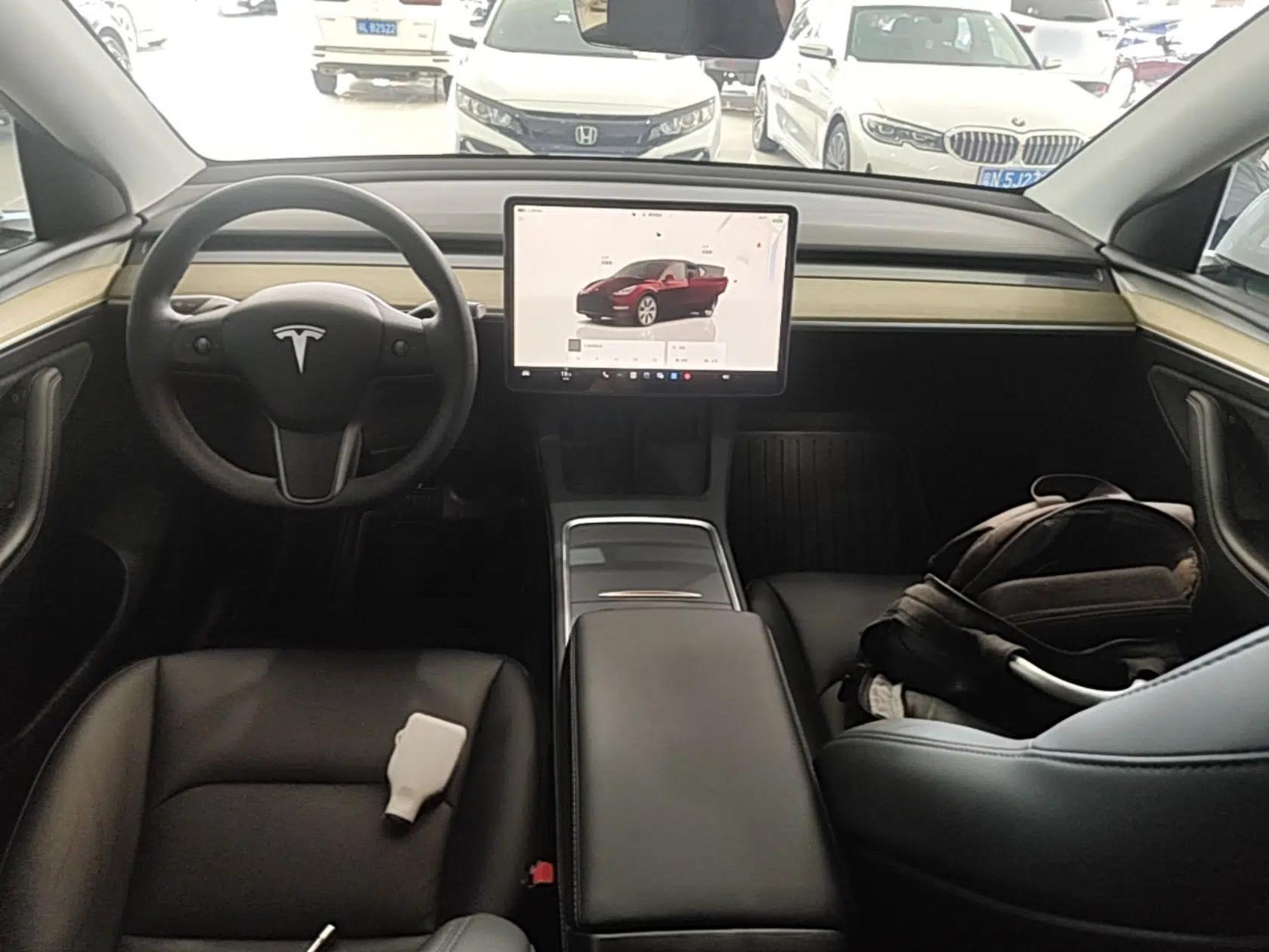 Used Tesla Model Y 2022 Revised Version Rear-Wheel Drive — миниатюра 12