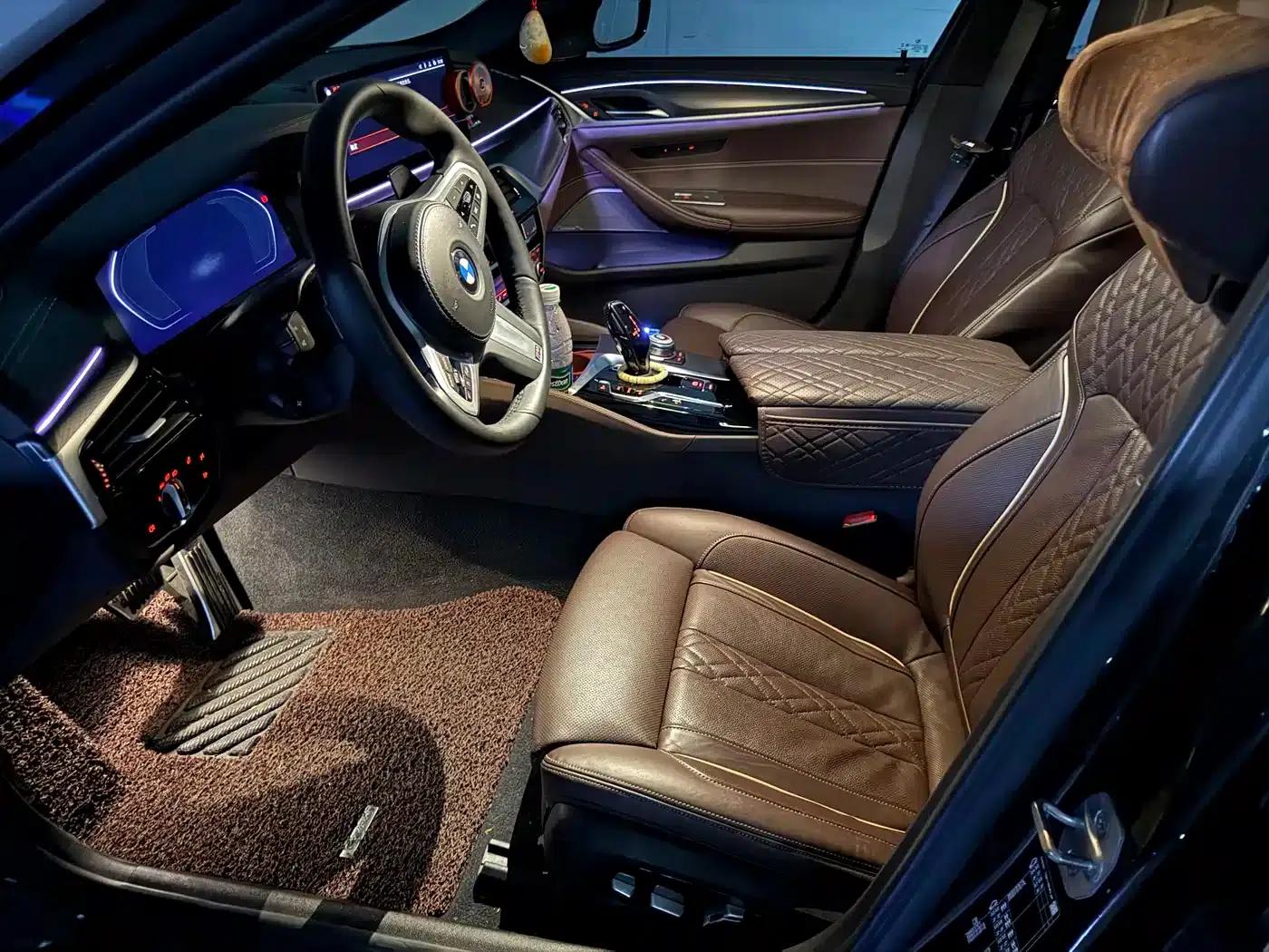 2022 BMW 5 Series (Imported) Facelift 540i Luxury Edition with M Sport Package — миниатюра 3