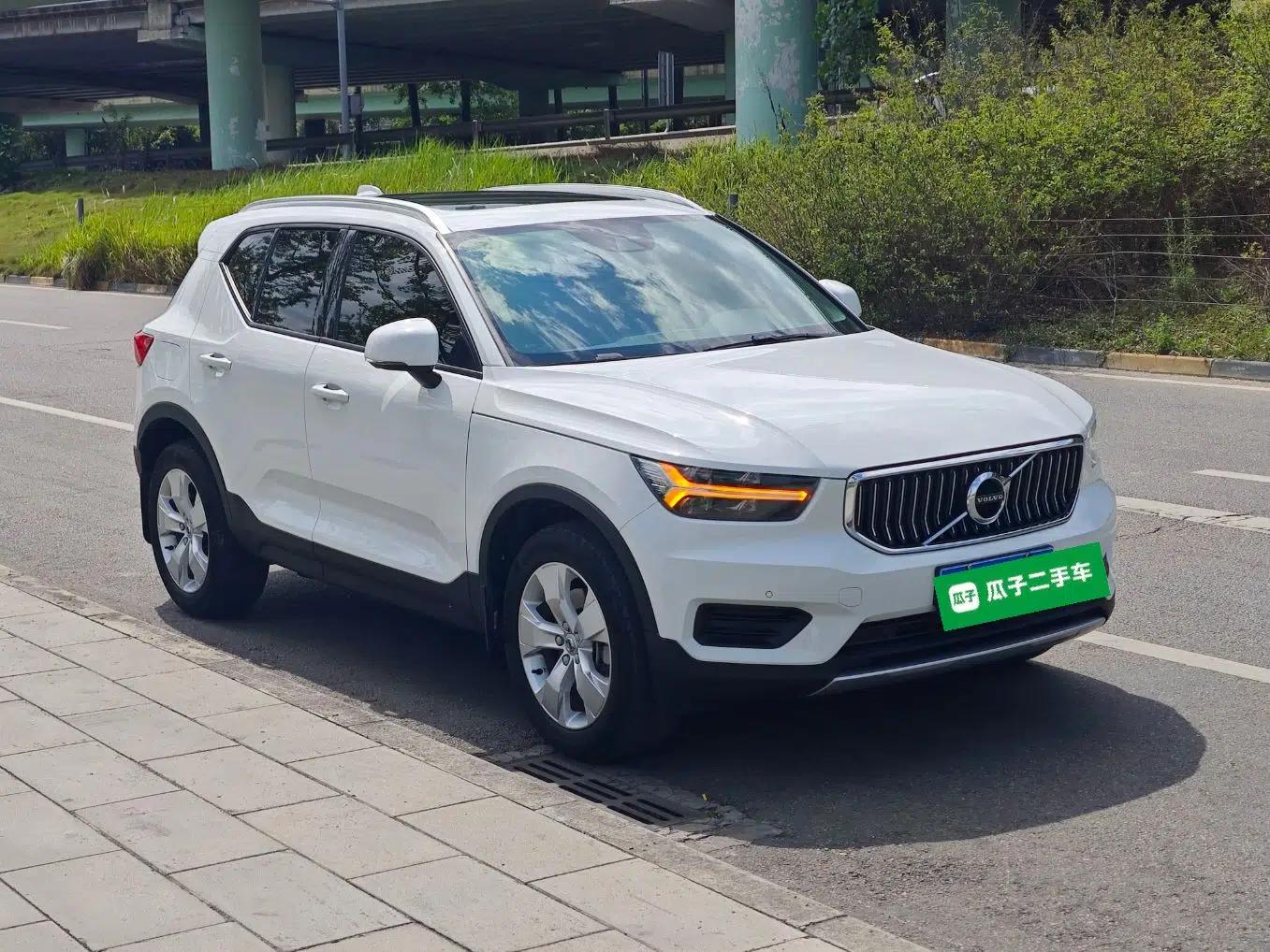 Used Volvo XC40 2021 T4 4x4 SmartDrive Fashion Edition — миниатюра 3