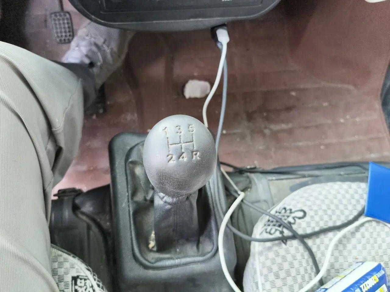 Used Wuling Zhiguang 2015 1.2L S Practical Model LSI — миниатюра 14