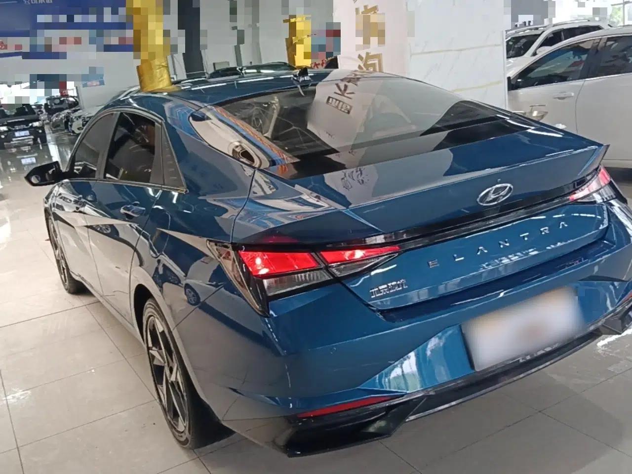 Used Hyundai Elantra 2021 1.5L CVT GLX Elite Edition — миниатюра 4