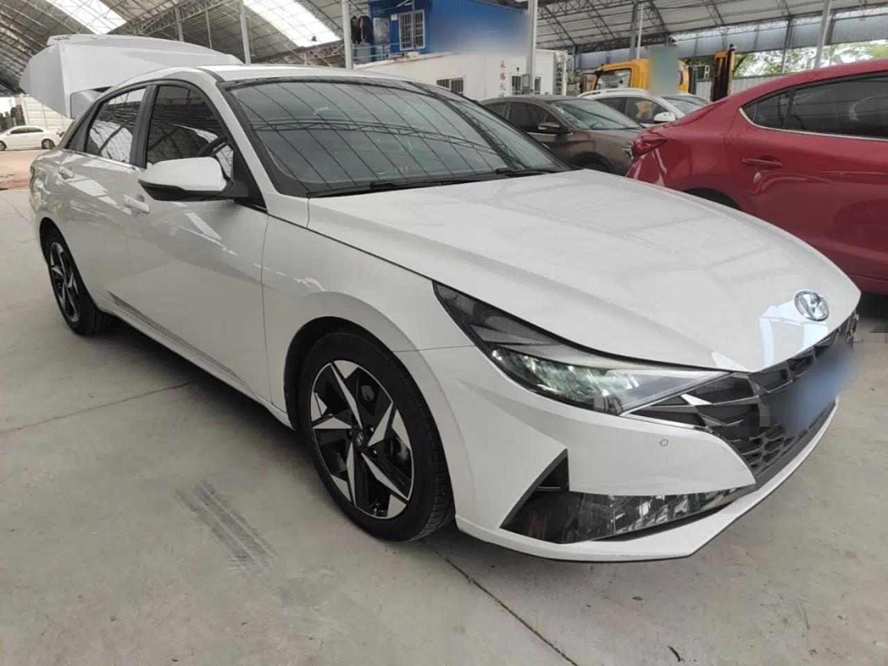 Used Hyundai Elantra 2022 1.5L CVT GLX Elite Edition — миниатюра 3