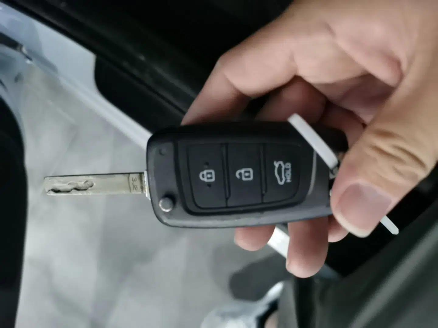 Used Hyundai Celesta 2018 1.6L Automatic GL Enjoyment Version China V Standard — миниатюра 28