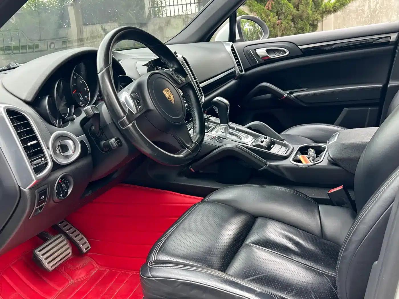 Cayenne 2014 Cayenne Platinum Edition 3.0T — миниатюра 7