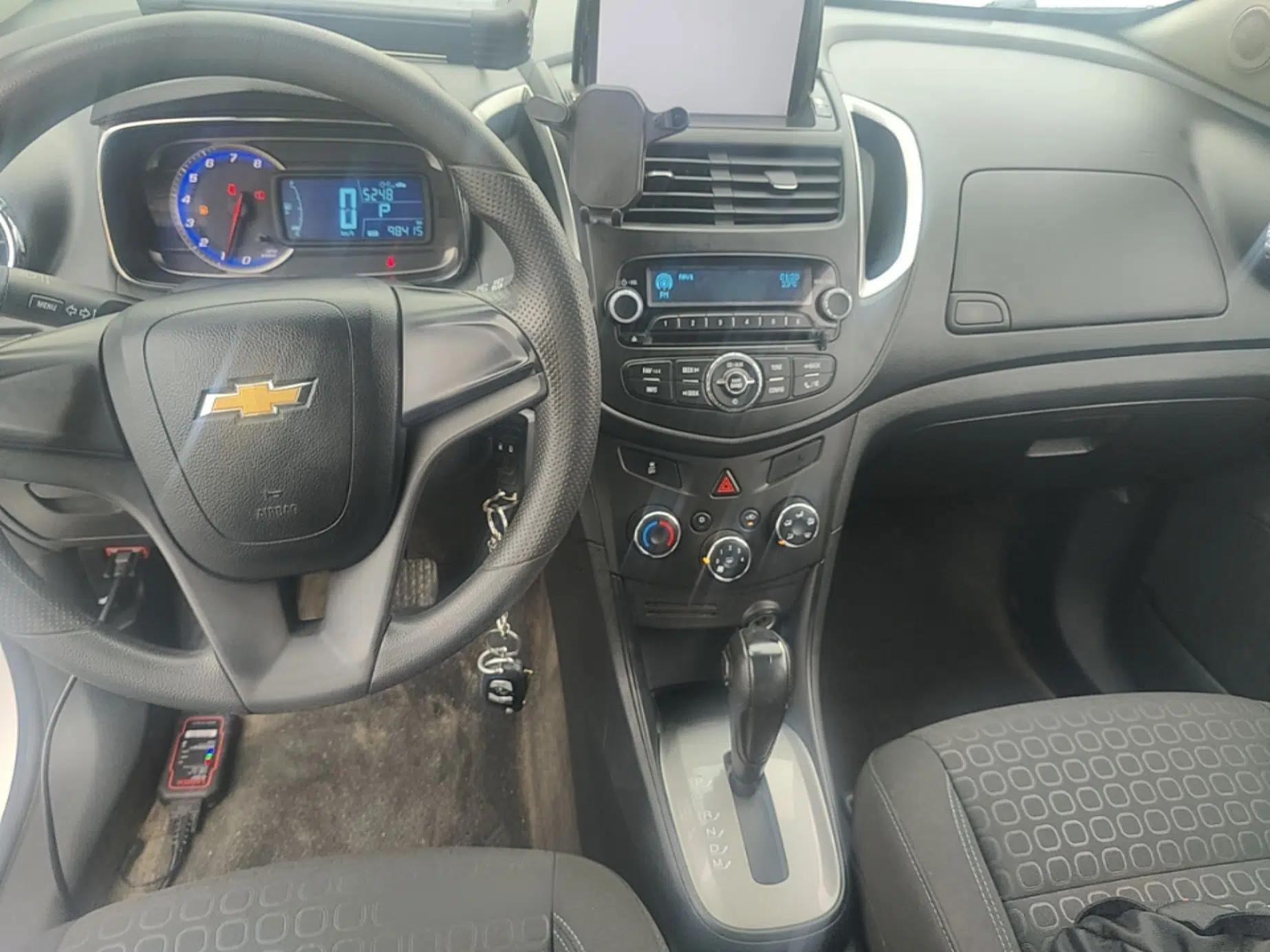 Used Chevrolet Trax 2016 1.4T Automatic Two-Wheel Drive Comfort Version with Sunroof — миниатюра 12