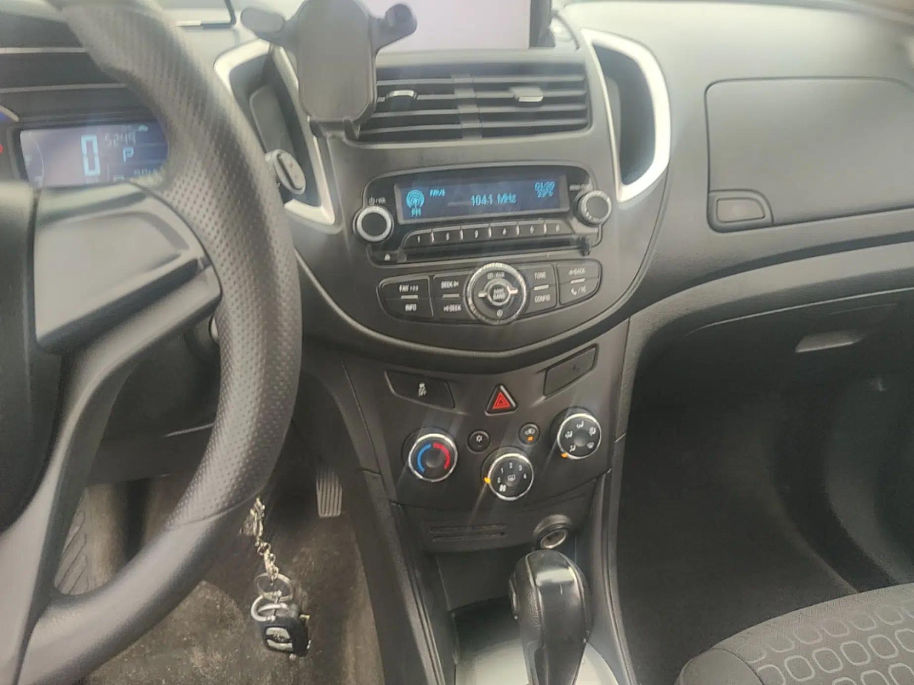 Used Chevrolet Trax 2016 1.4T Automatic Two-Wheel Drive Comfort Version with Sunroof — миниатюра 15
