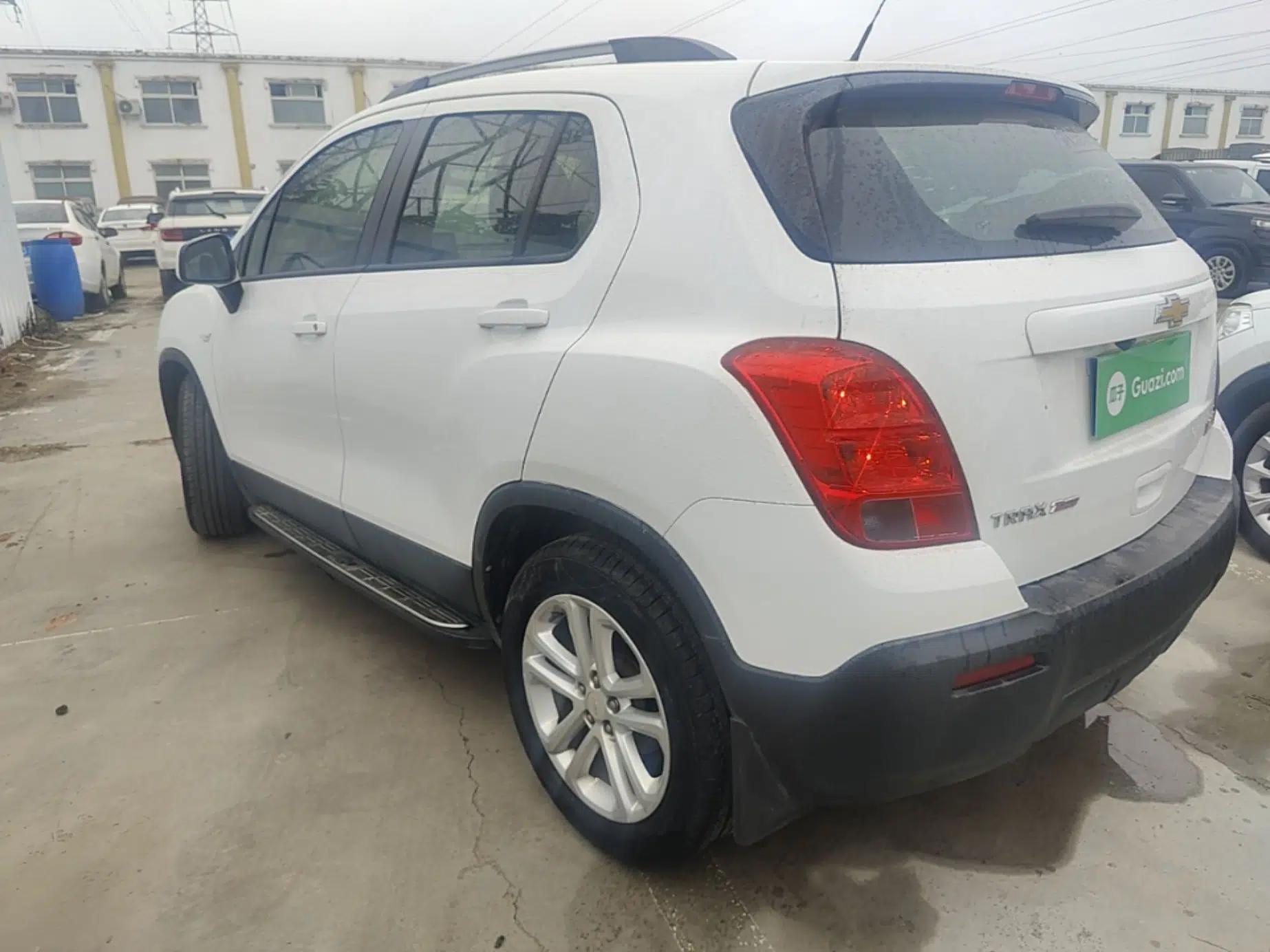 Used Chevrolet Trax 2016 1.4T Automatic Two-Wheel Drive Comfort Version with Sunroof — миниатюра 4