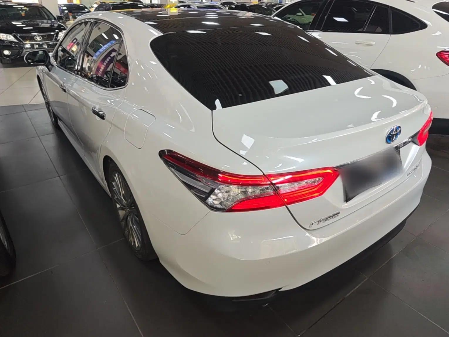 Used Toyota Camry 2019 Dual-Engine 2.5 HG Luxury Edition China VI Standard — миниатюра 4