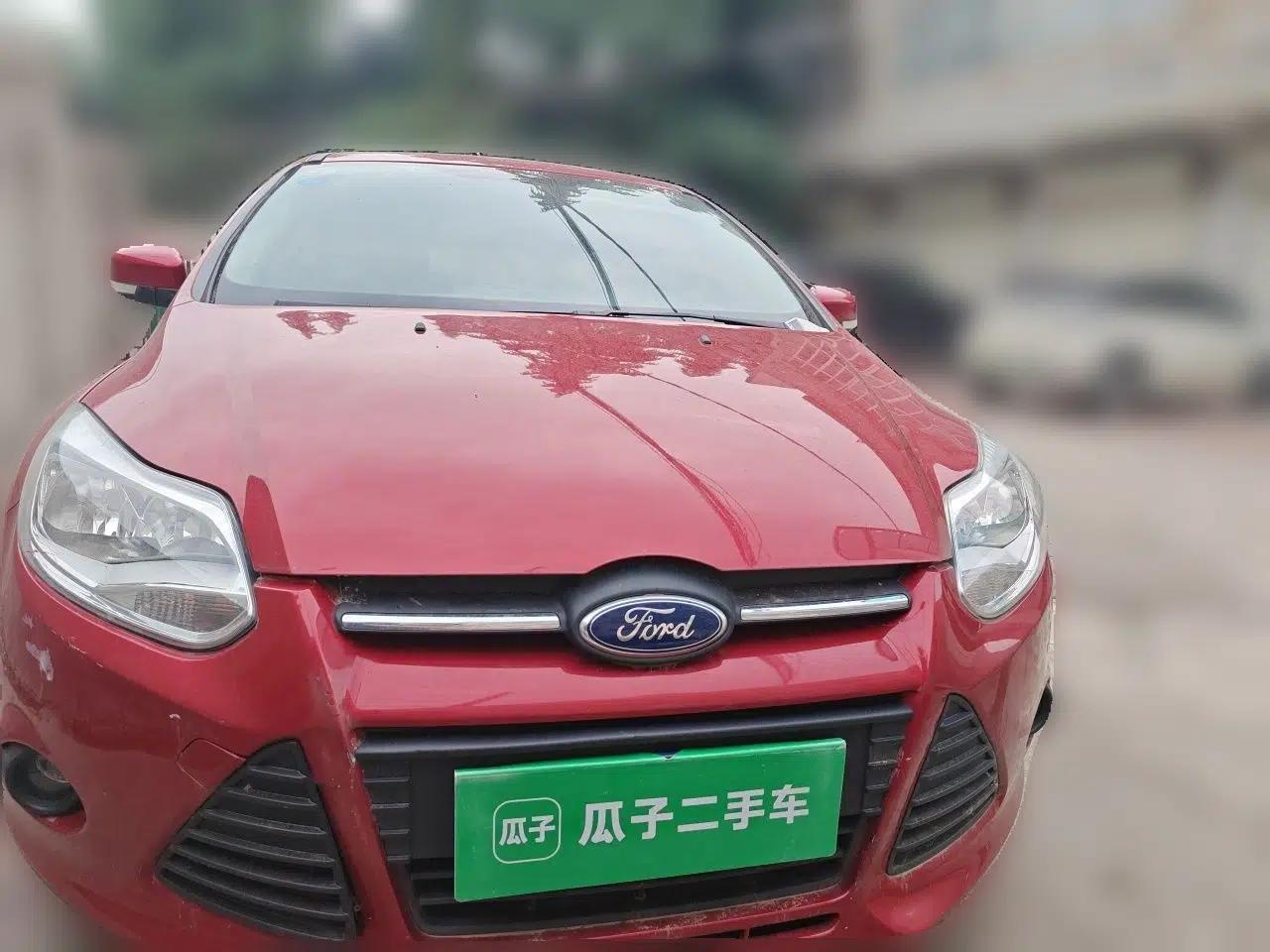 Used Ford Focus 2012 Hatchback 1.6L Automatic Comfort Model — миниатюра 2