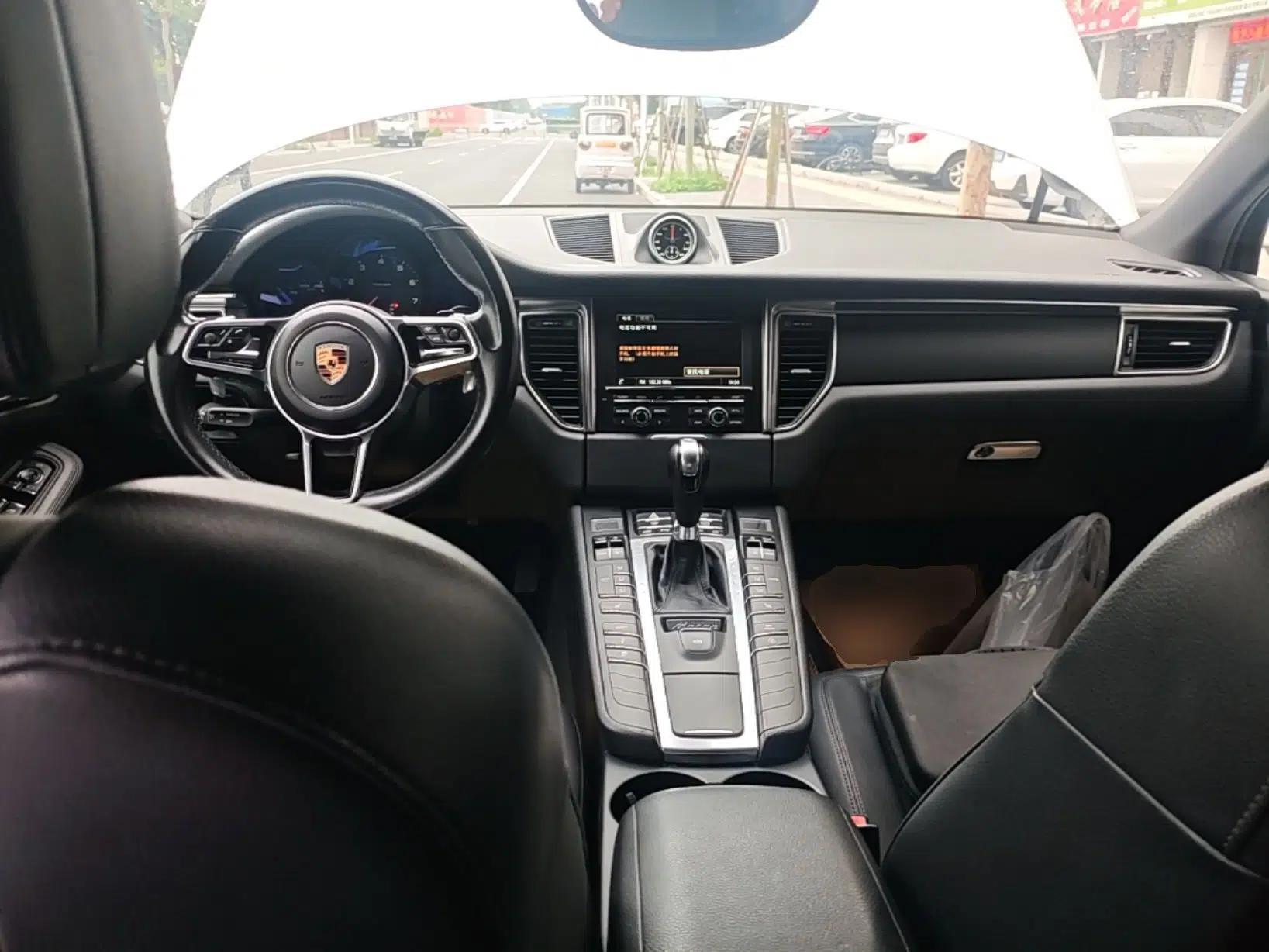Used Porsche Macan 2016 Macan 2.0T — миниатюра 12