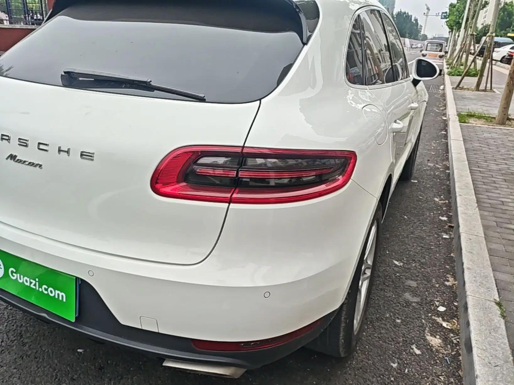 Used Porsche Macan 2016 Macan 2.0T — миниатюра 9
