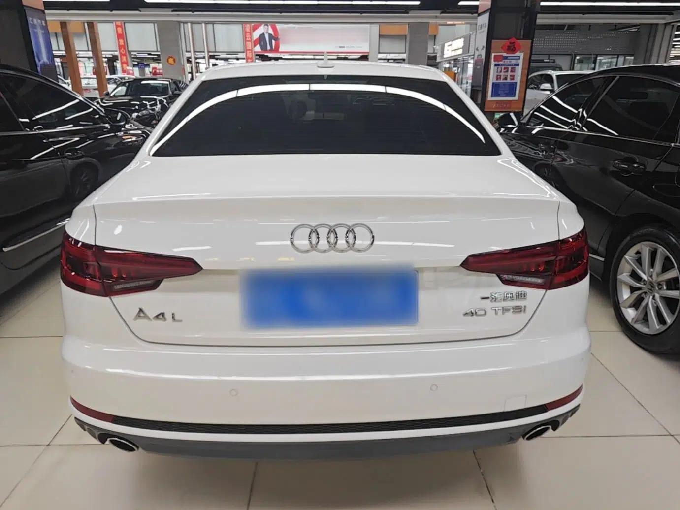Used Audi A4L 2018 30th Anniversary Edition 40 TFSI Fashion Model — миниатюра 5