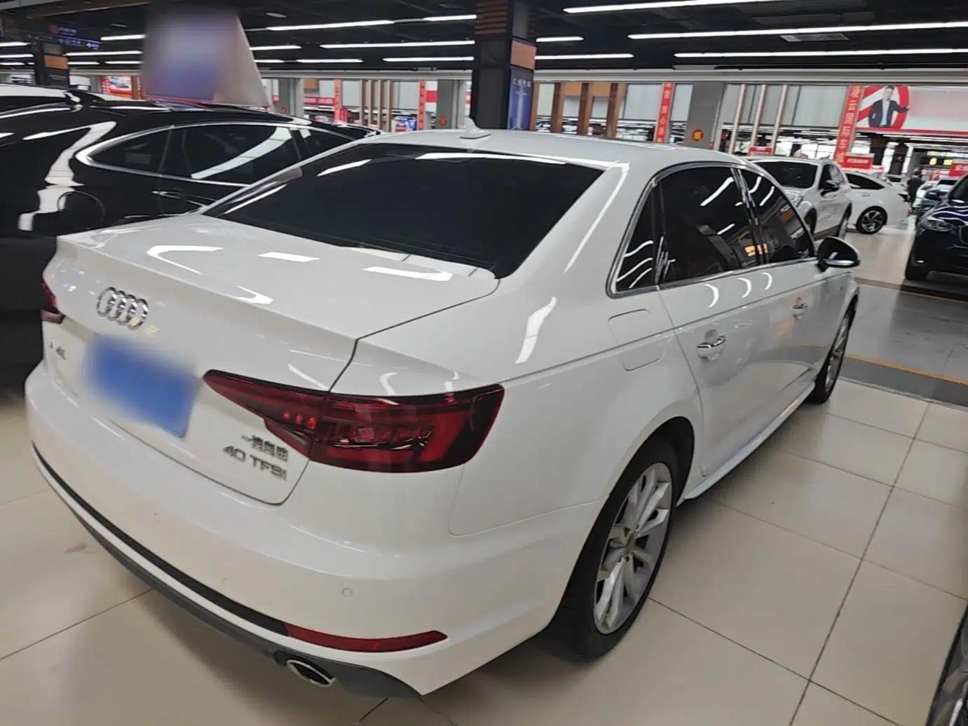 Used Audi A4L 2018 30th Anniversary Edition 40 TFSI Fashion Model — миниатюра 6