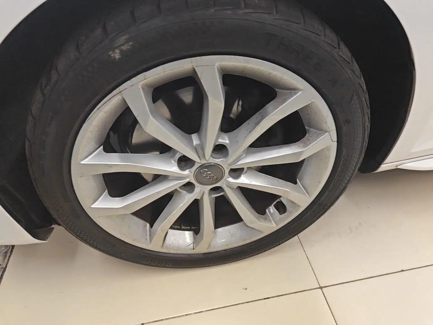 Used Audi A4L 2018 30th Anniversary Edition 40 TFSI Fashion Model — миниатюра 10