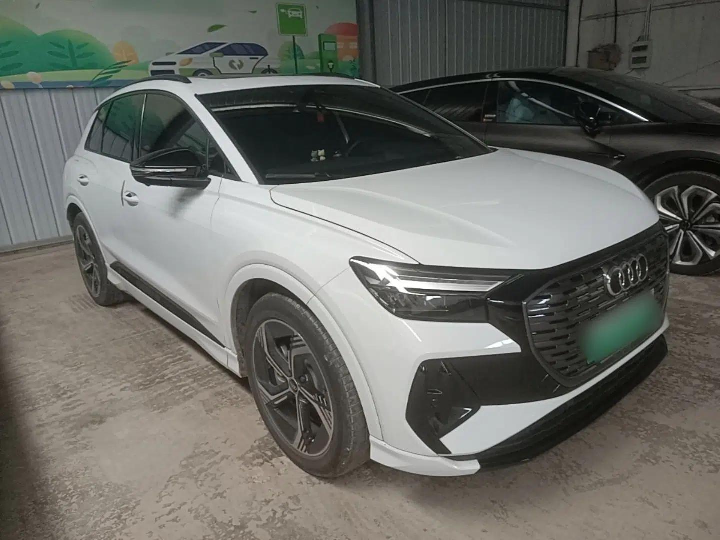 Used Audi Q4 e-tron 2023 40 e-tron Boundary Edition — миниатюра 3