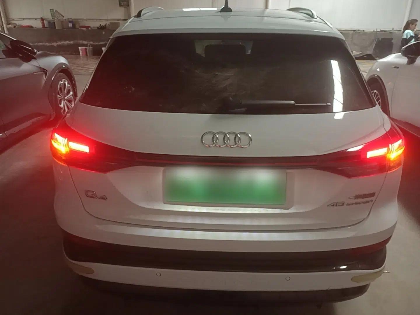 Used Audi Q4 e-tron 2023 40 e-tron Boundary Edition — миниатюра 5