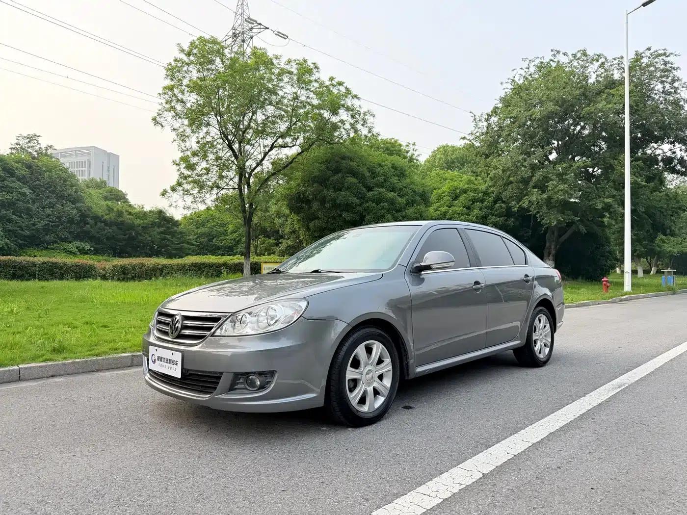 Lavida 2008 1.6L Automatic Premium Edition — миниатюра 1