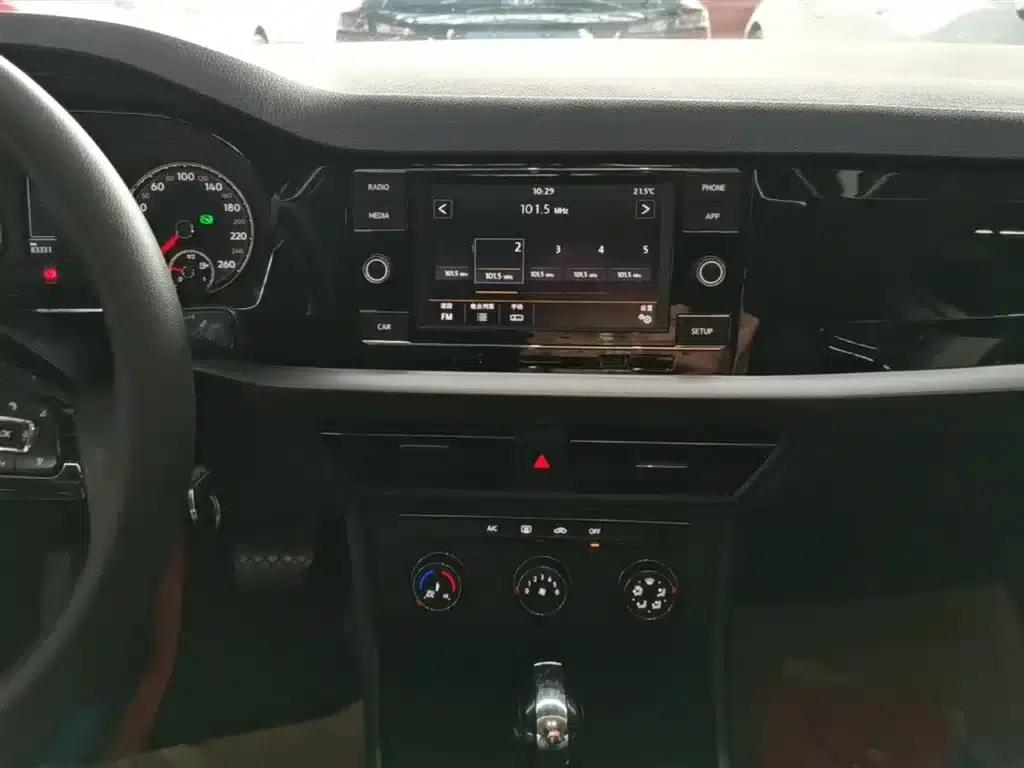 2019 Volkswagen Lavida 1.5L Automatic Vision Edition (China VI Emission Standard) — миниатюра 13