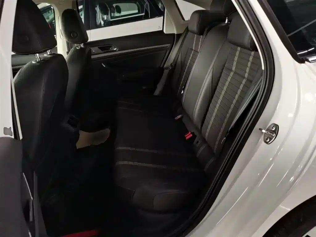 2019 Volkswagen Lavida 1.5L Automatic Vision Edition (China VI Emission Standard) — миниатюра 17