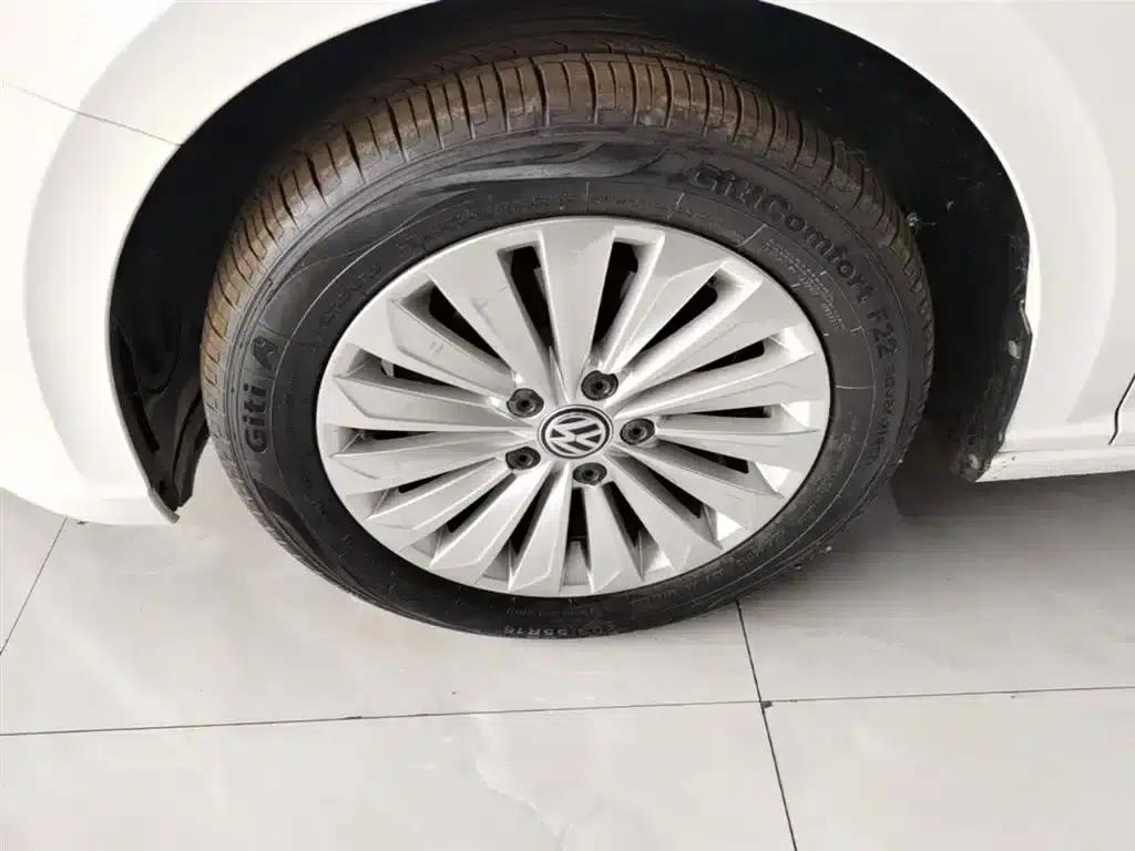 2019 Volkswagen Lavida 1.5L Automatic Vision Edition (China VI Emission Standard) — миниатюра 23
