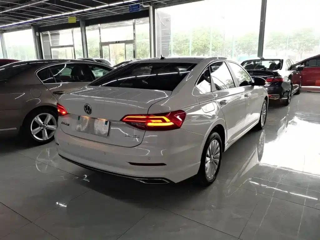 2019 Volkswagen Lavida 1.5L Automatic Vision Edition (China VI Emission Standard) — миниатюра 7