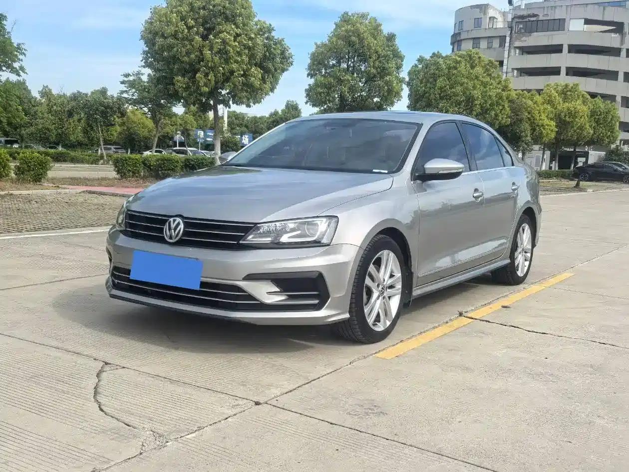 2018 Volkswagen Sagitar 280TSI DSG Dynamic Edition — миниатюра 4