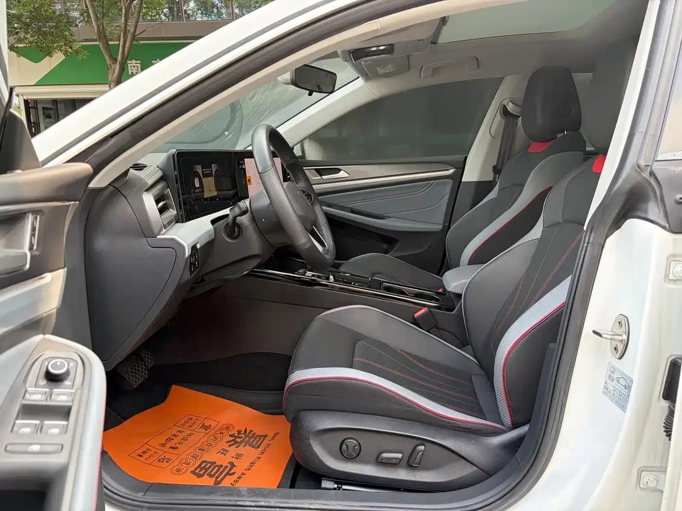 Lamando 2024 Lamando L 280TSI DSG Hot Edition — миниатюра 7