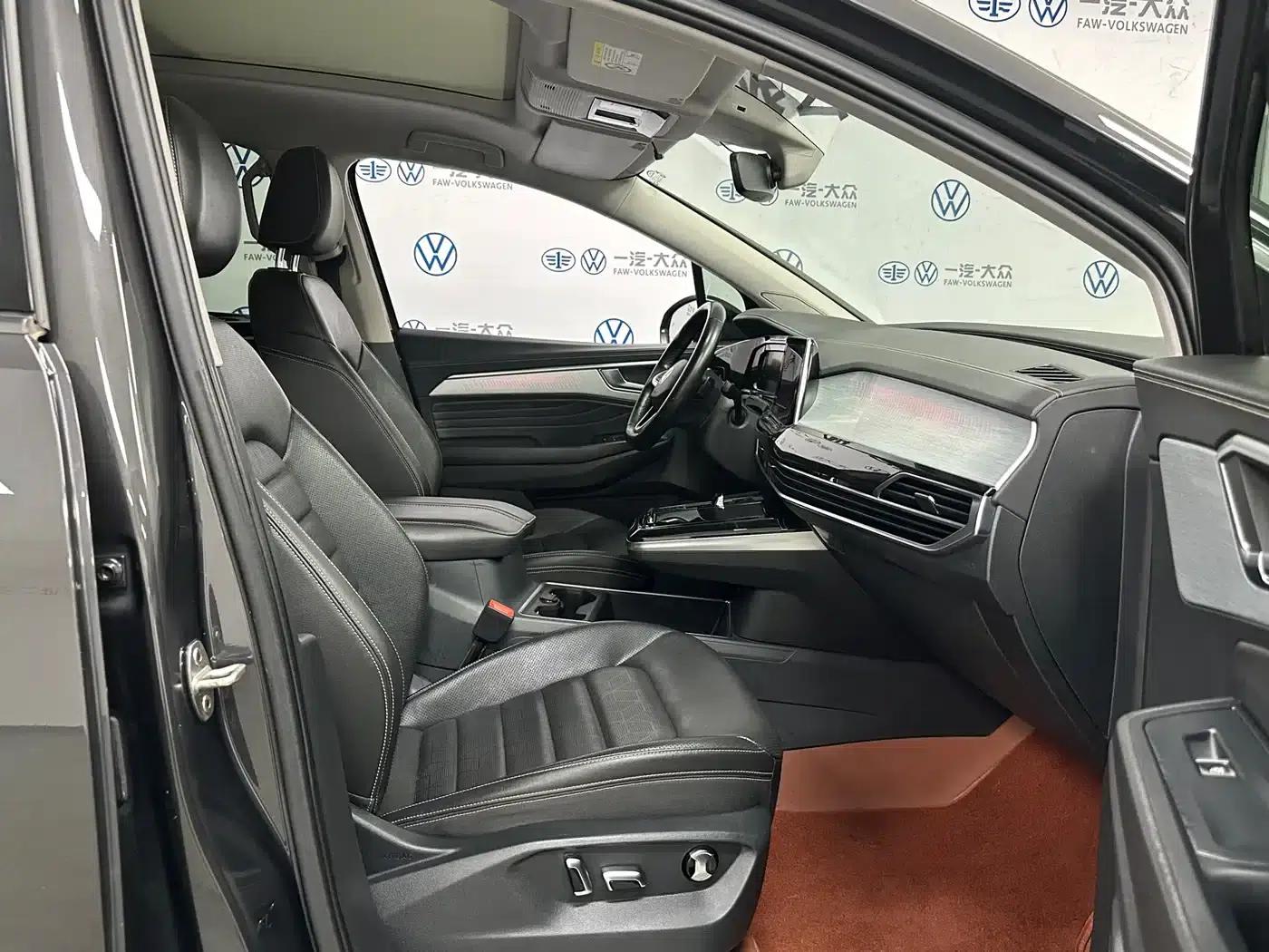 2022 Range Rover 380TSI 4WD Luxury Pro 6-seater — миниатюра 13