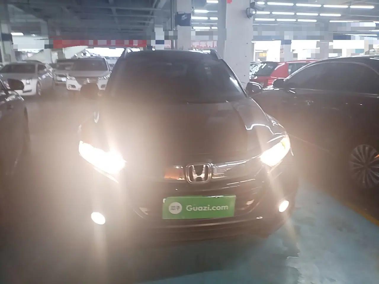 Used Honda Vezel 2020 1.5L CVT Elite Edition — миниатюра 2