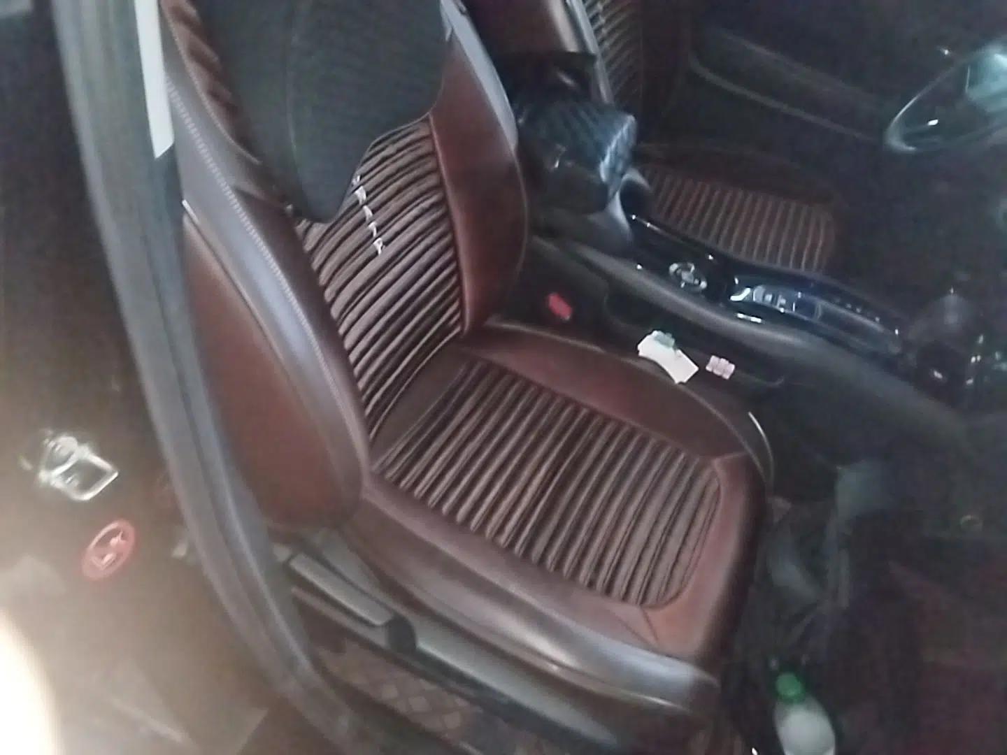 Used Honda Vezel 2020 1.5L CVT Elite Edition — миниатюра 19